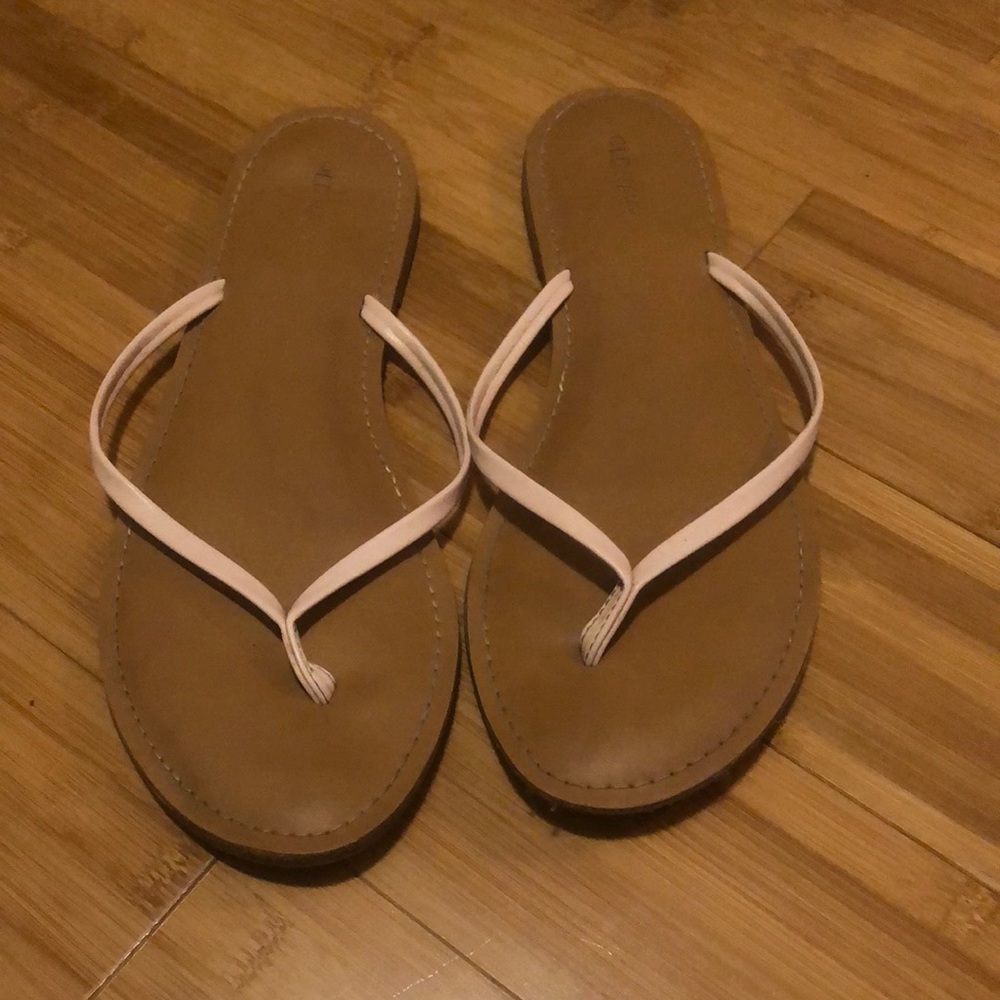 Faux-Leather Capri Sandals